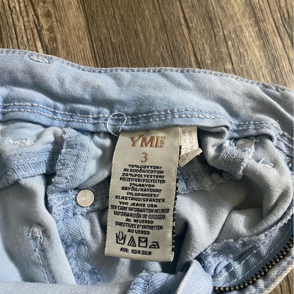 Jeans - Picture 4 of 5